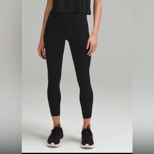 Lululemon High Rise Fast and Free 25” with pockets size 8